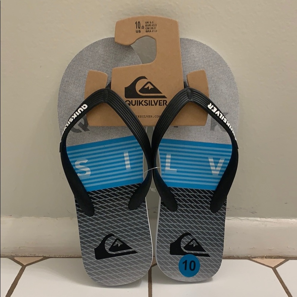 NWT  Quicksilver Mens flip flops